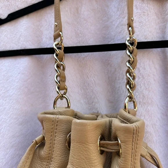 EUC- Kate spade bucket bag - used only a couple times!! - Picture 5 of 8